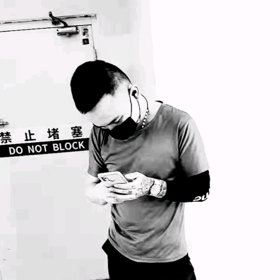 林慕柏