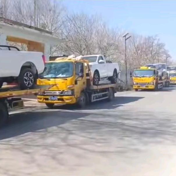 拖车  胡吊跑