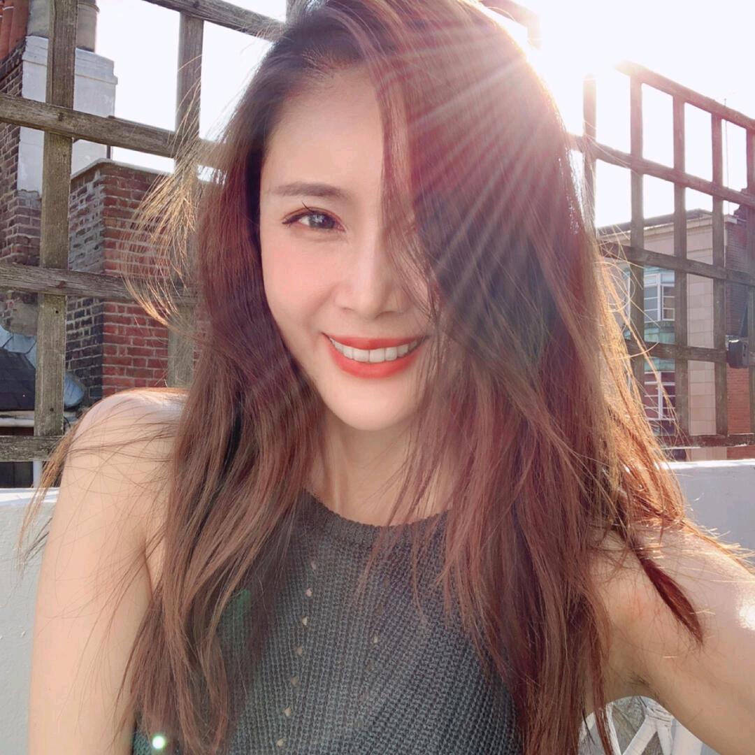 微微安（单身 🉑思）