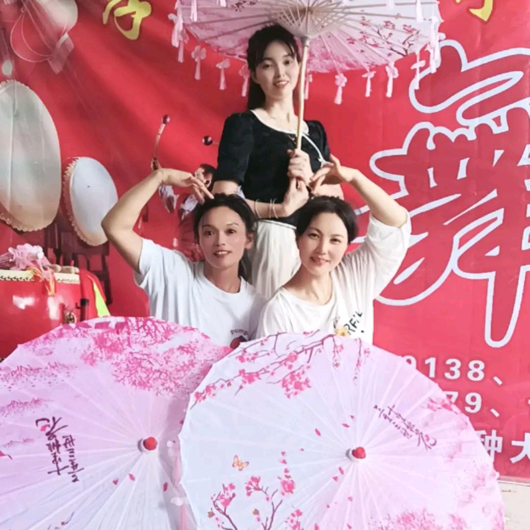 孝儿杨哥鼓舞队