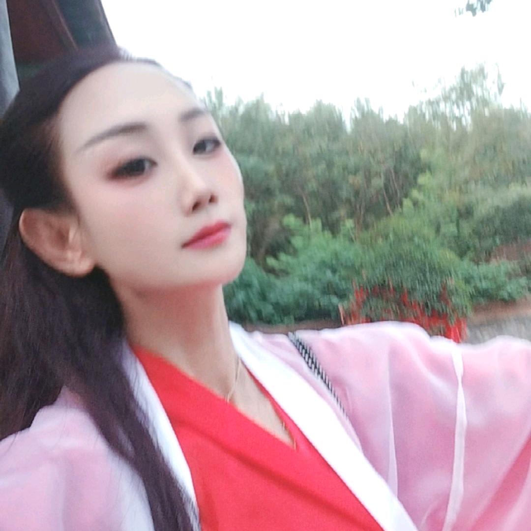 🧚🏽‍♀️九🌟娘💰🌹❤