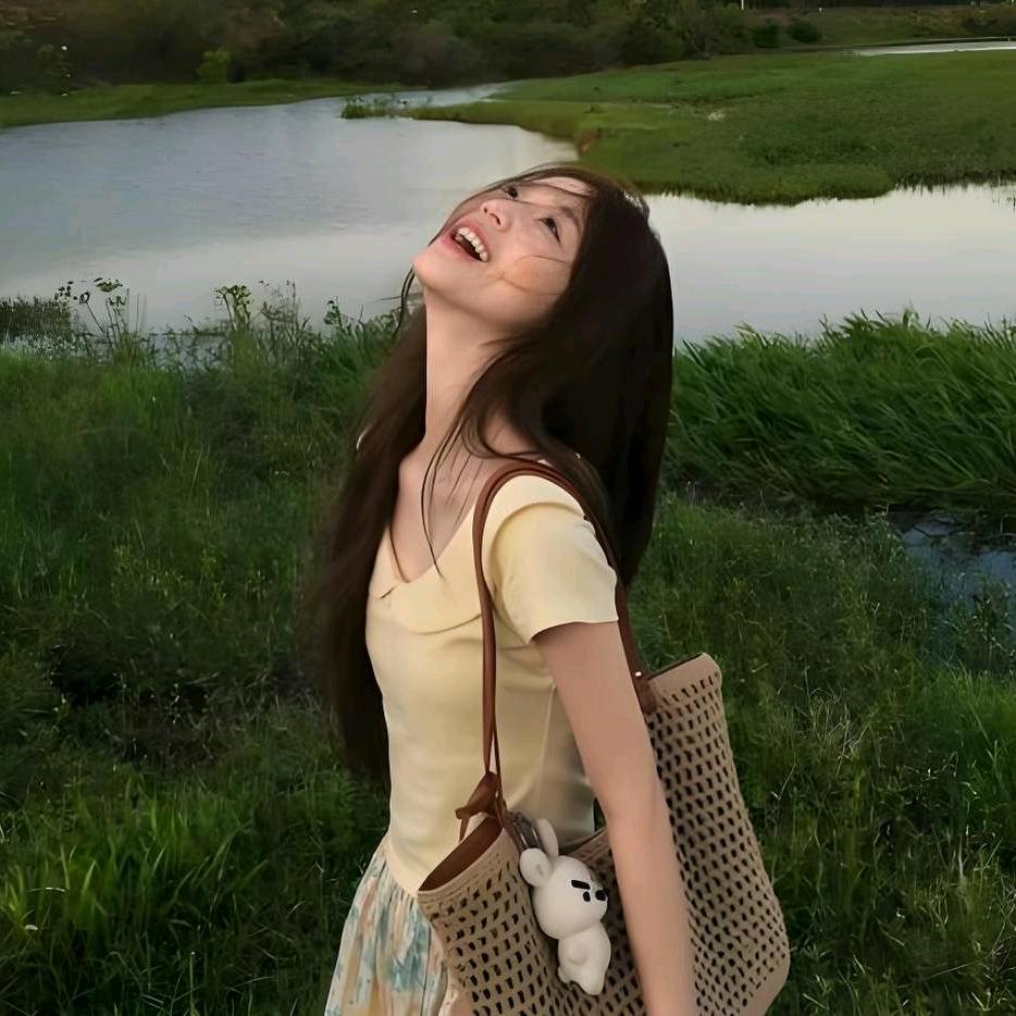 养只猫叫十一月zz头像