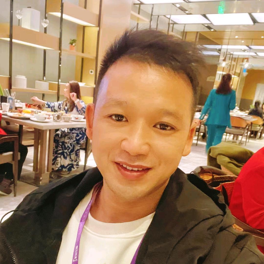 阿松超爱玩