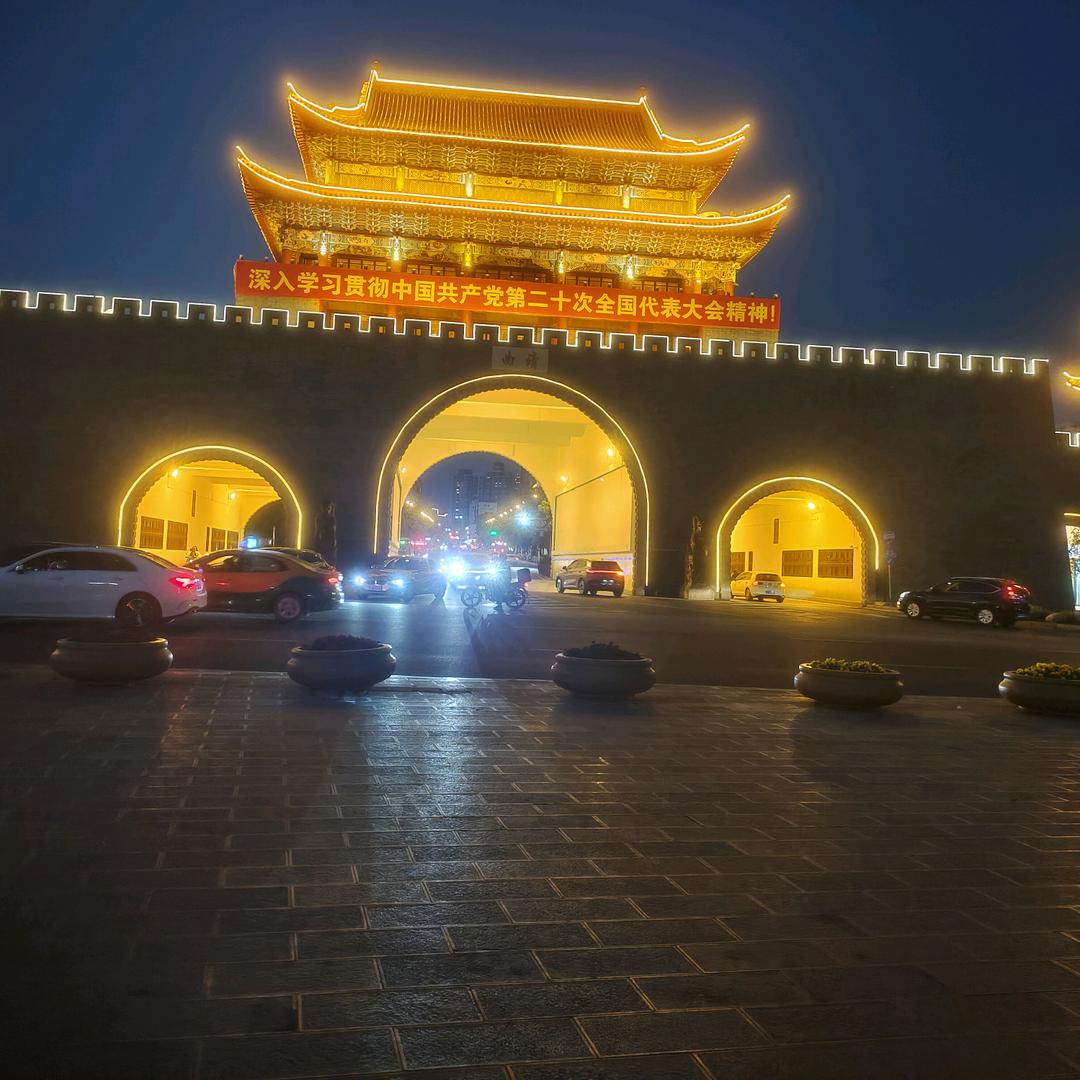 黑暗狂神