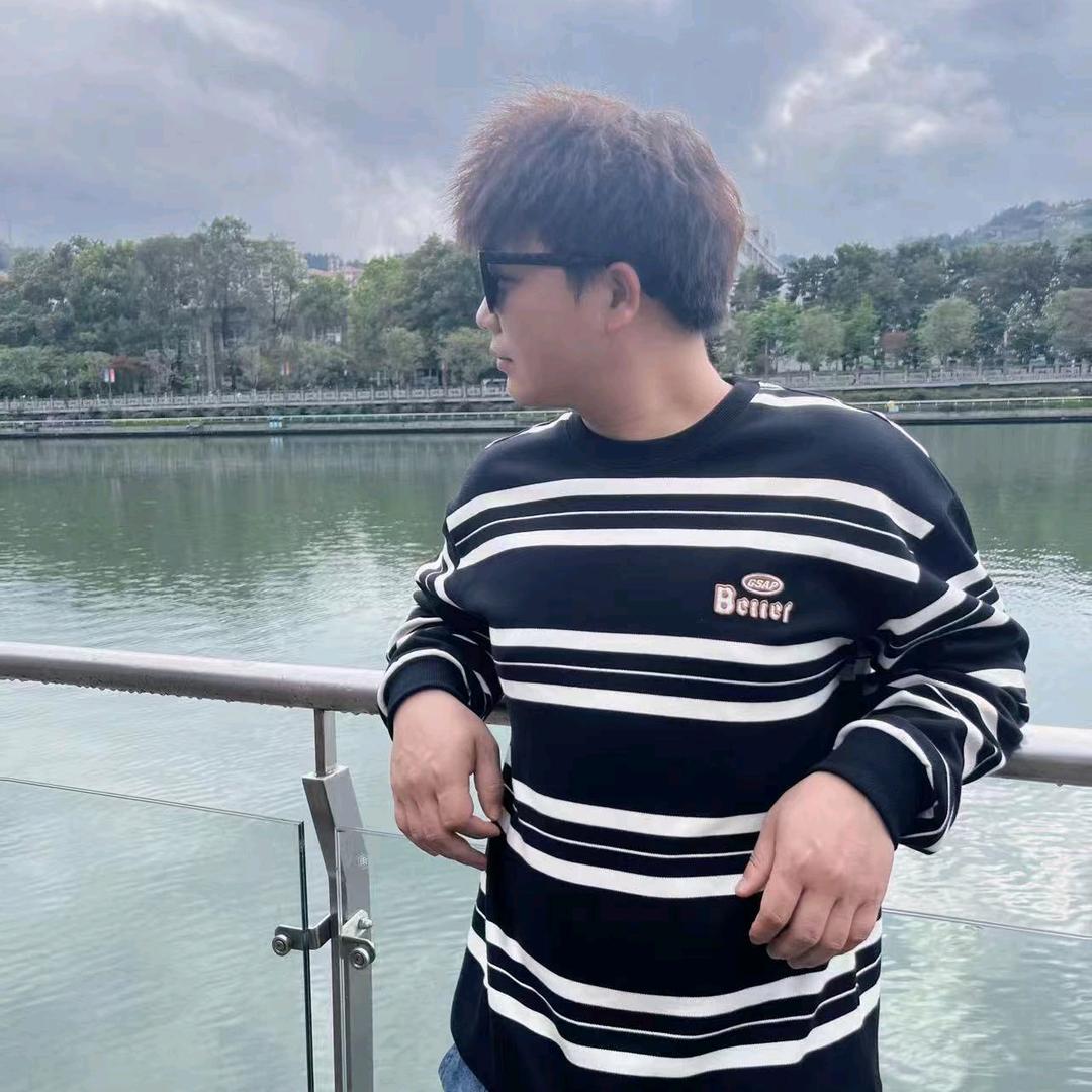 晓轻挖