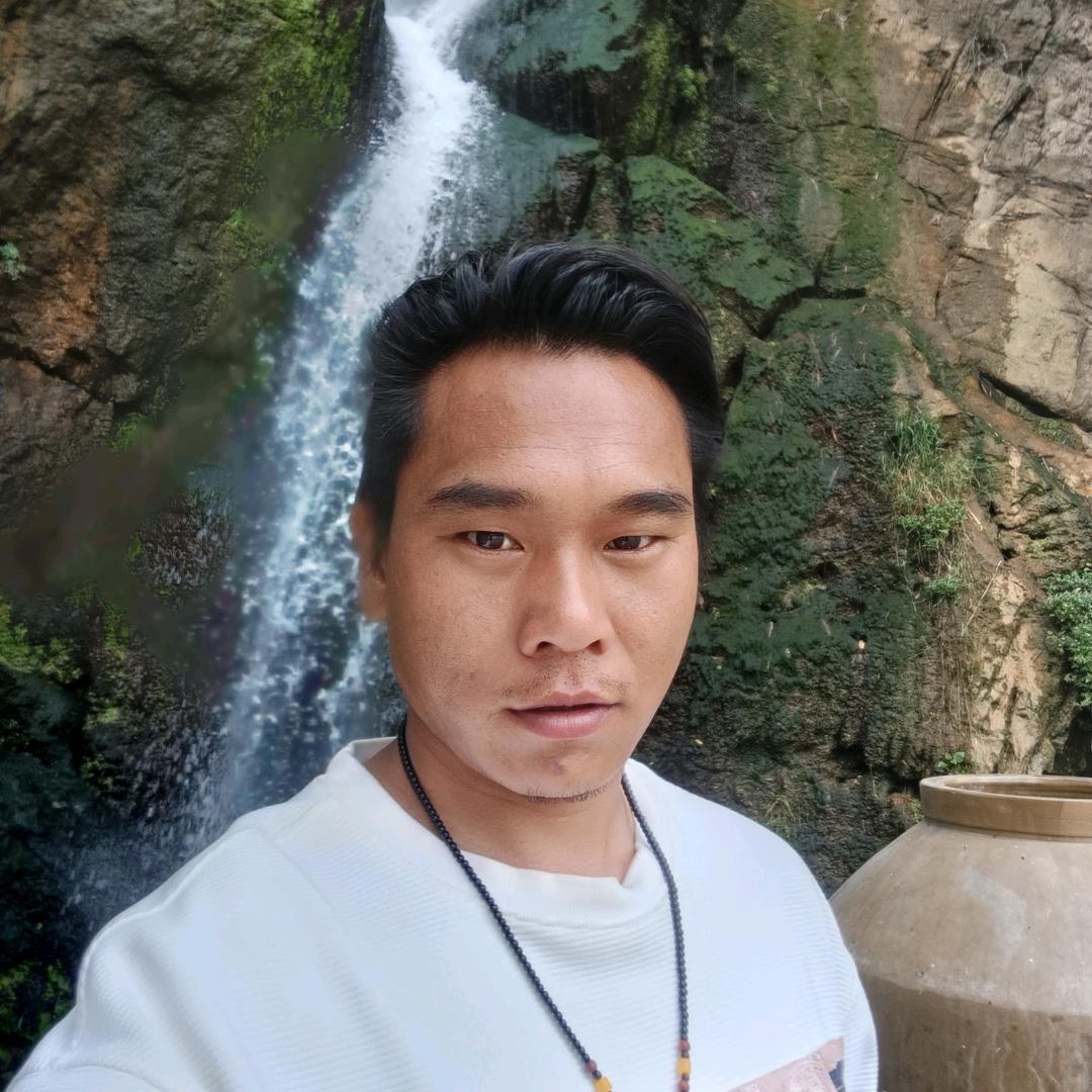 87云南爱唱小哥723