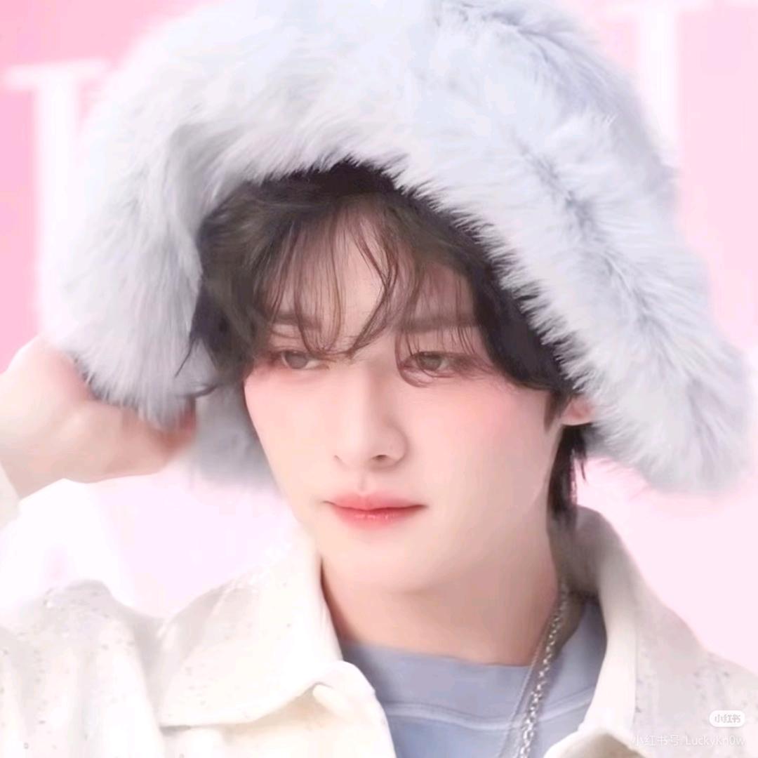 荔枝岛的布丁小兔🍮