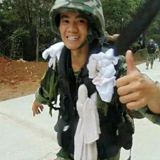 农家小兵哥 （与农同行）