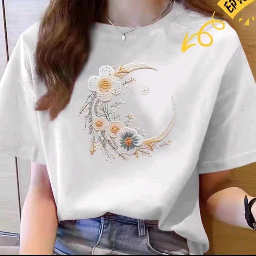 雨后肆意盛开的花朵