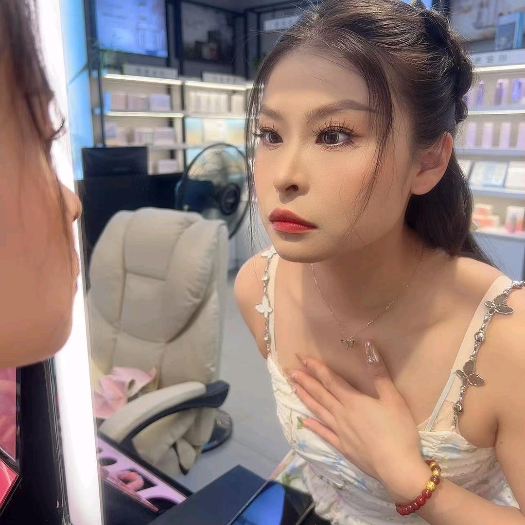 刘莉❤