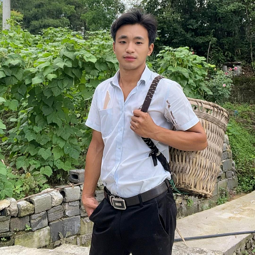黄科桦 💪998