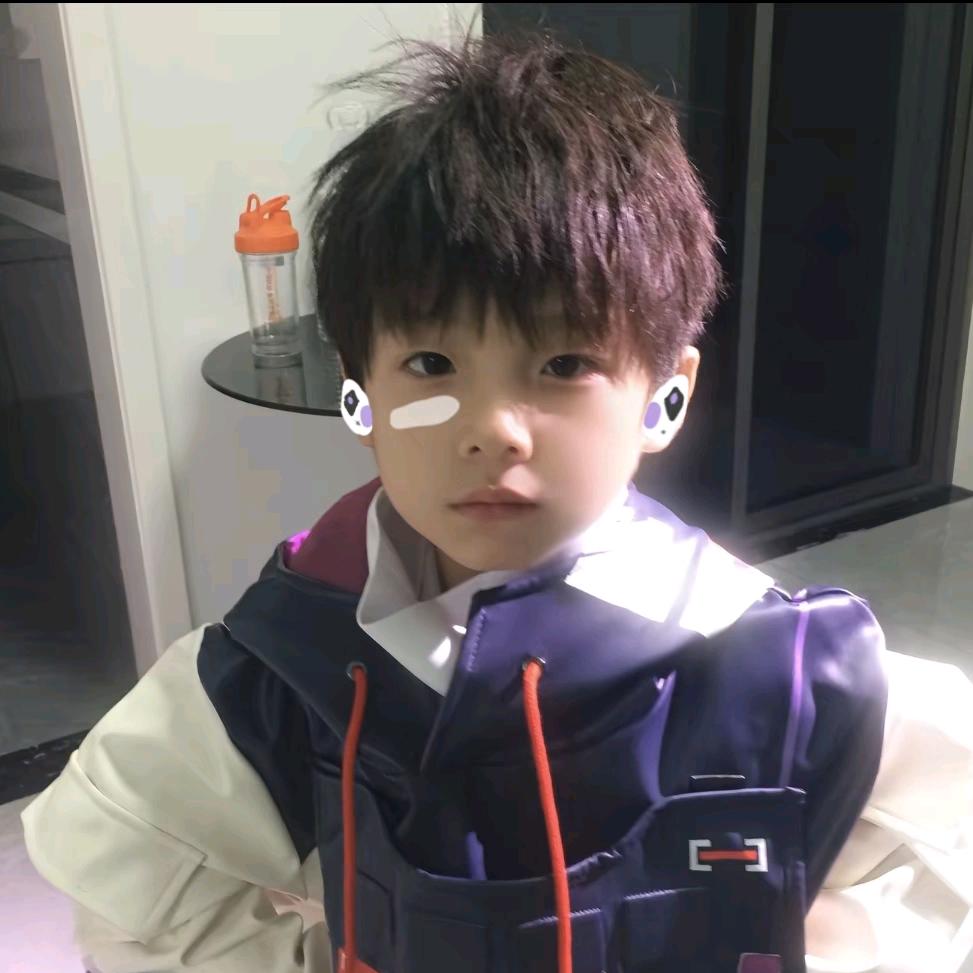 江雾.