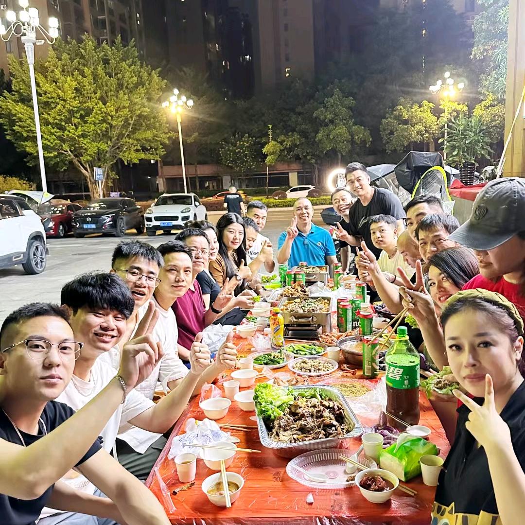 七彩伙食团@抖音