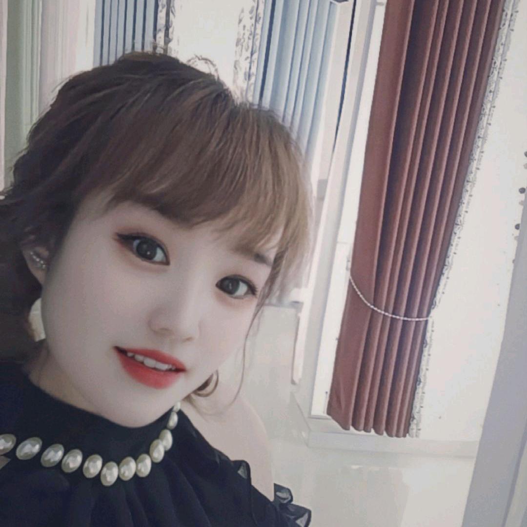 Mai窗帘的小姐姐