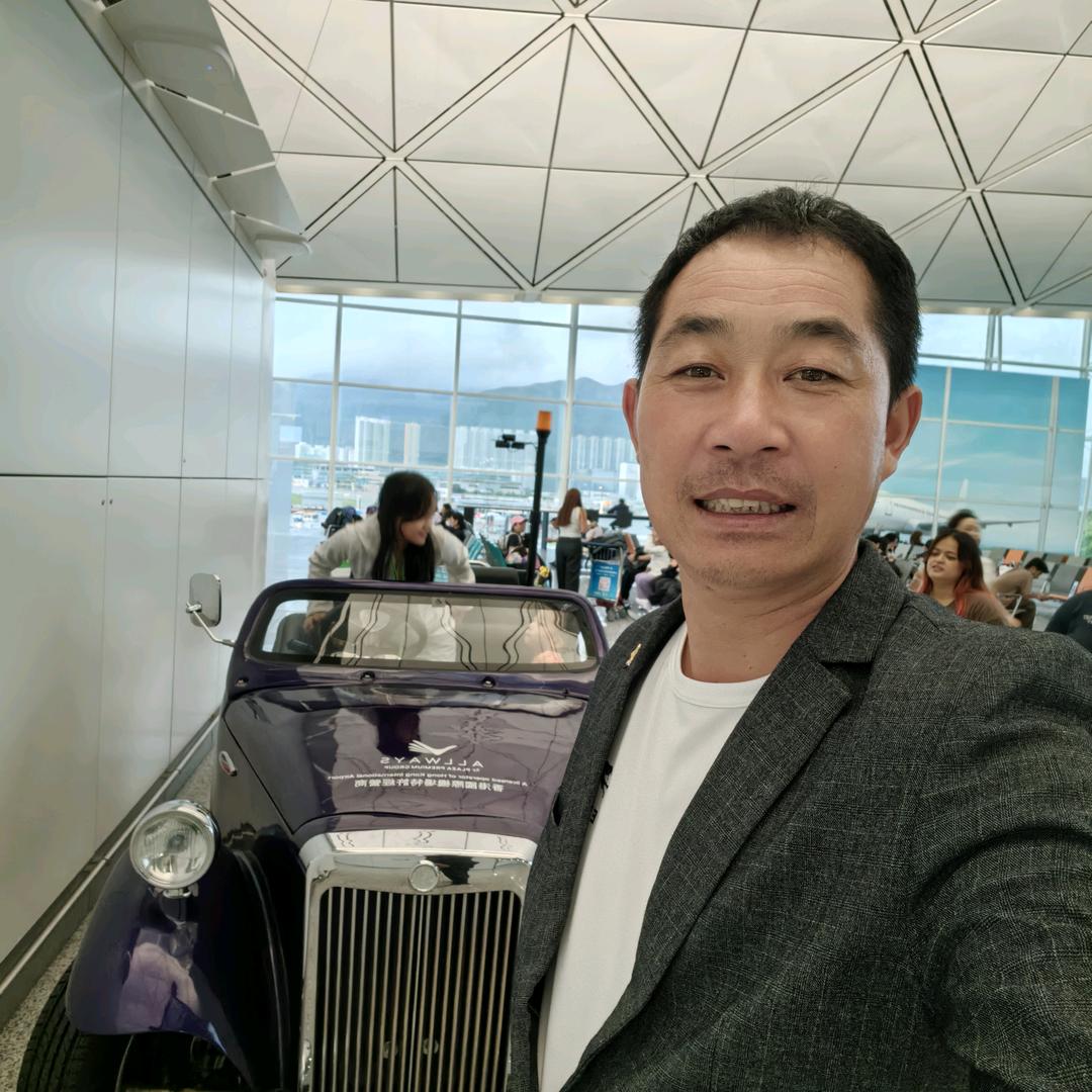 凡事靠自己，才踏实 ，要拿的起，放的下。