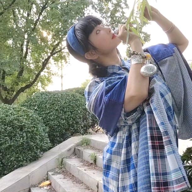 哈啦玲格格