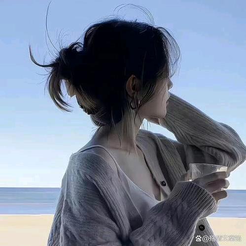 白色羽毛
