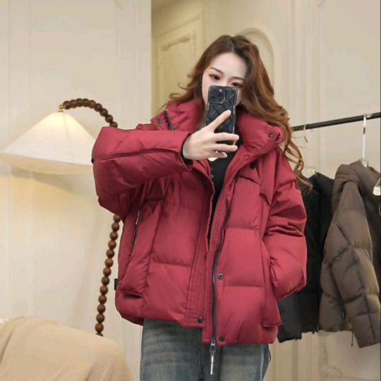 雅诗服饰工厂店