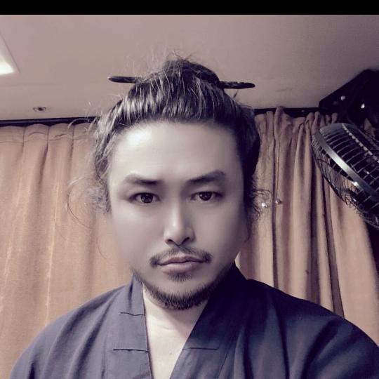 流浪的老登