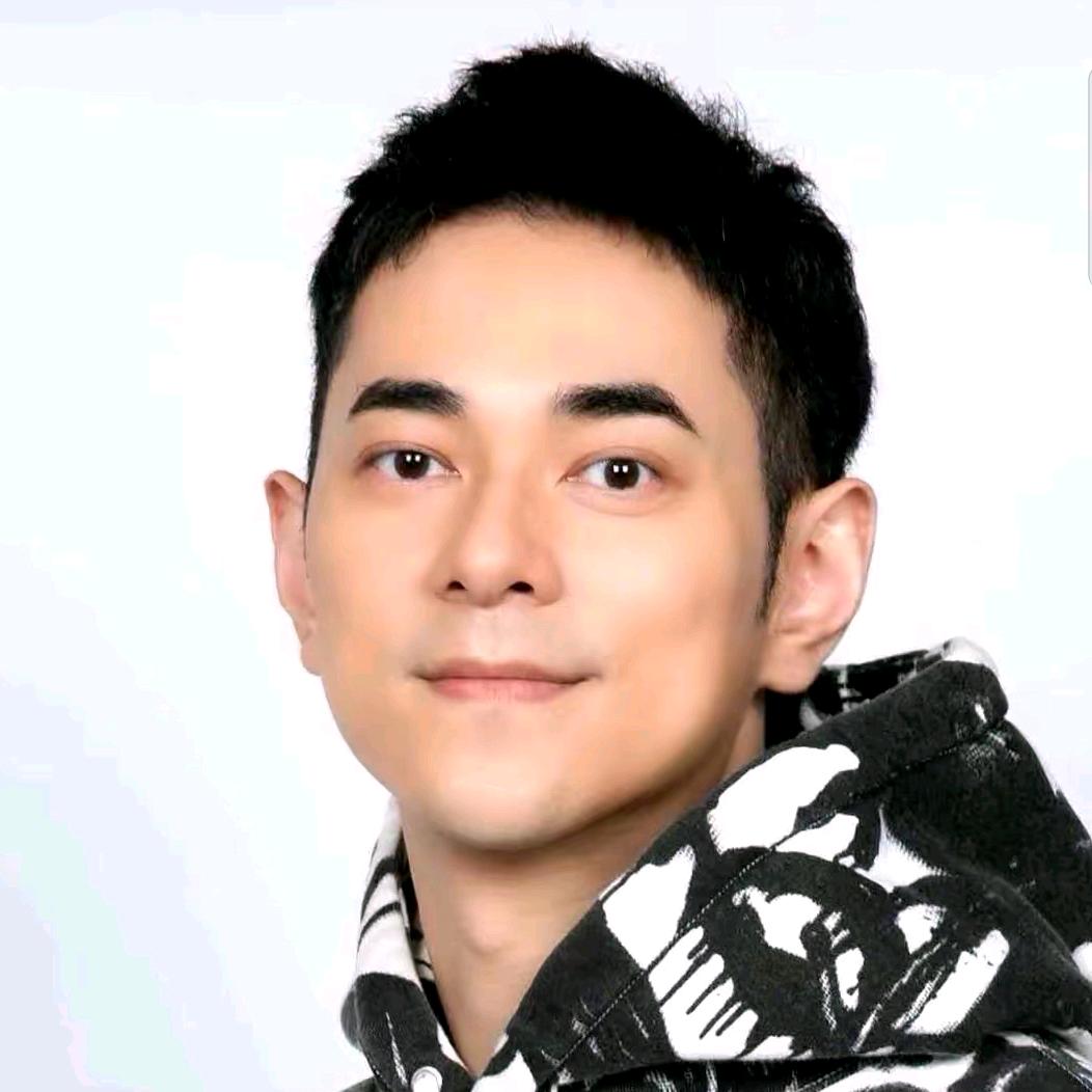 李晨nⅰC爆款穿搭