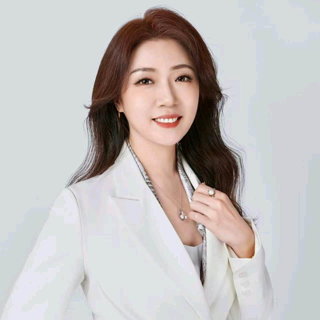 股沐君子兰