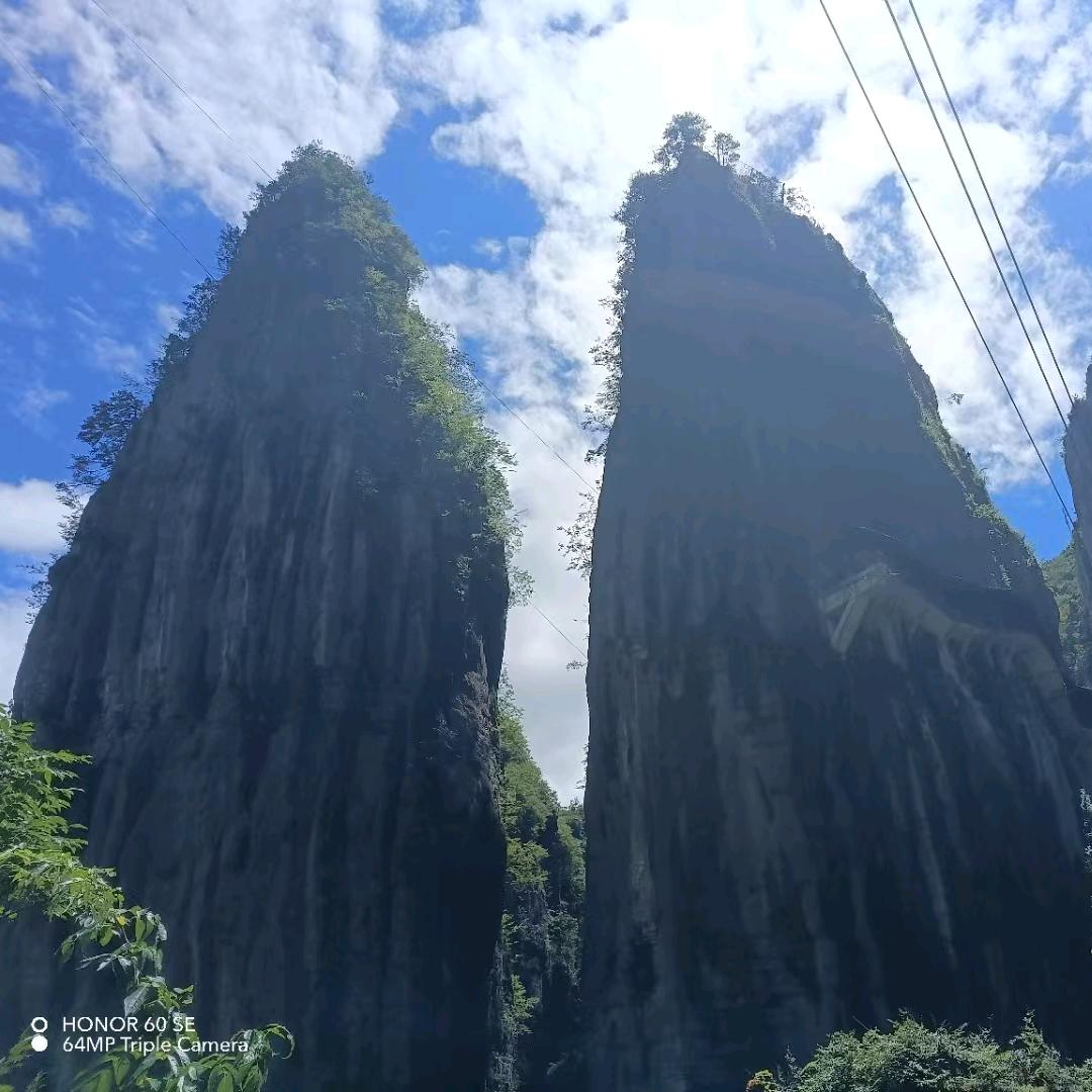 嘻嘻哈哈打打闹闹