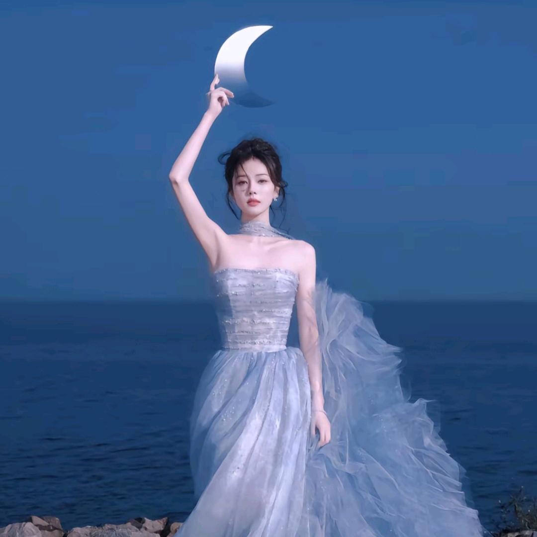 柳莎冬日恋鹿