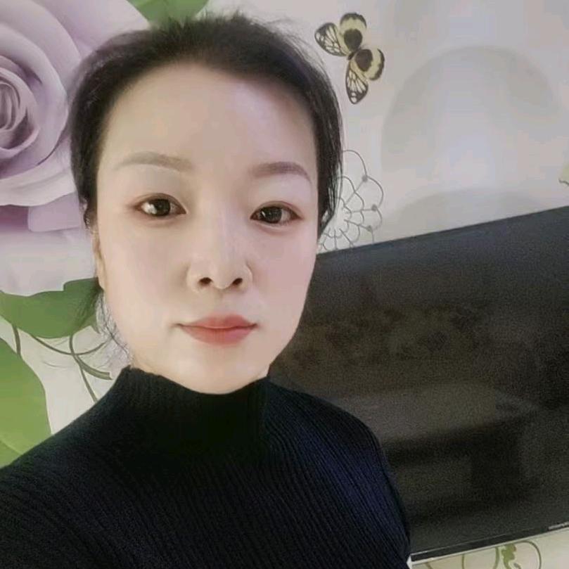 灵灵姐（晚上9点45分开播）