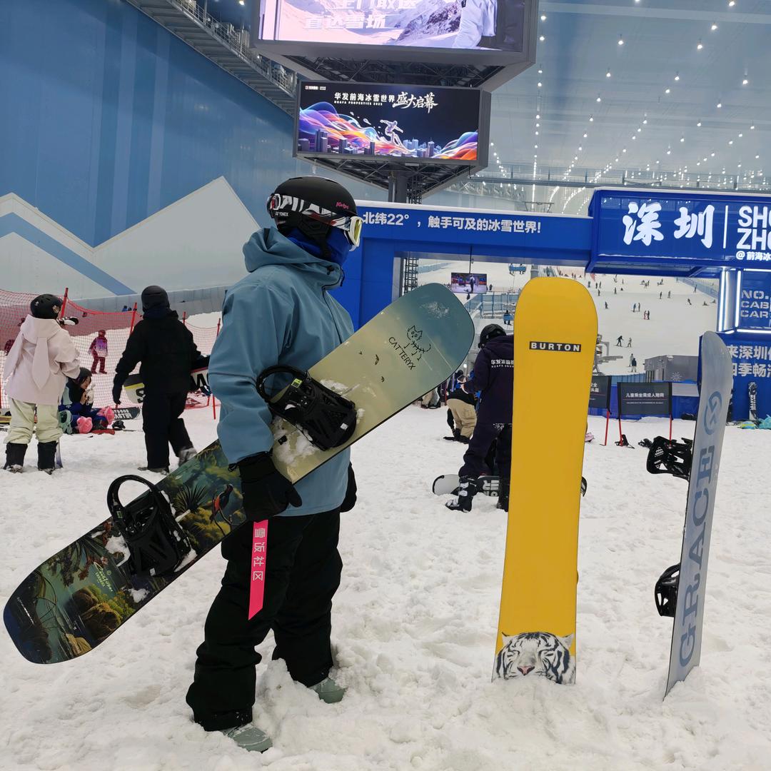 不想起床的小晖