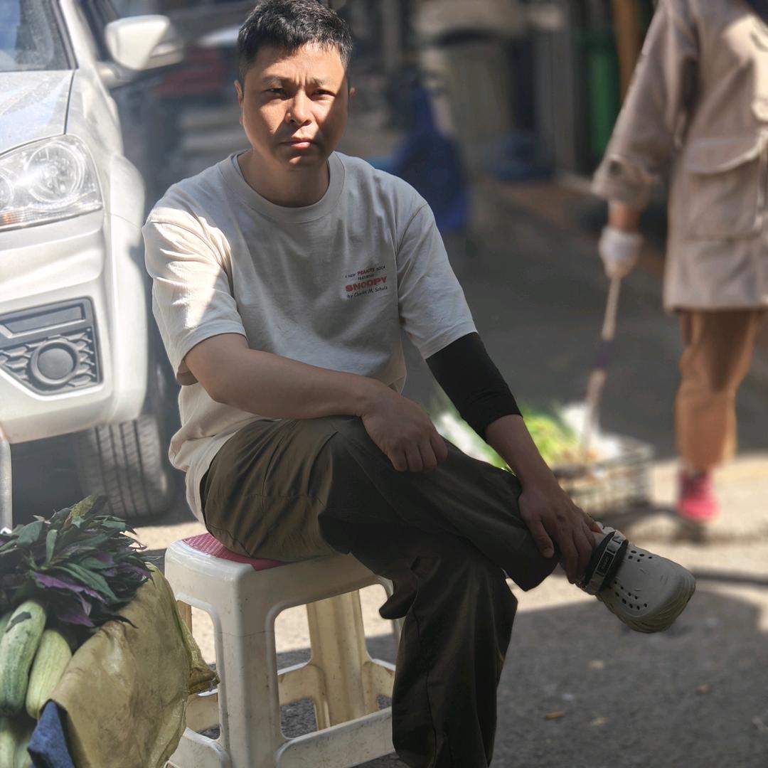 缺牙巴先生