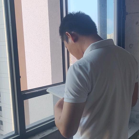 东北小任封阳台(中圣绿筑装饰)
