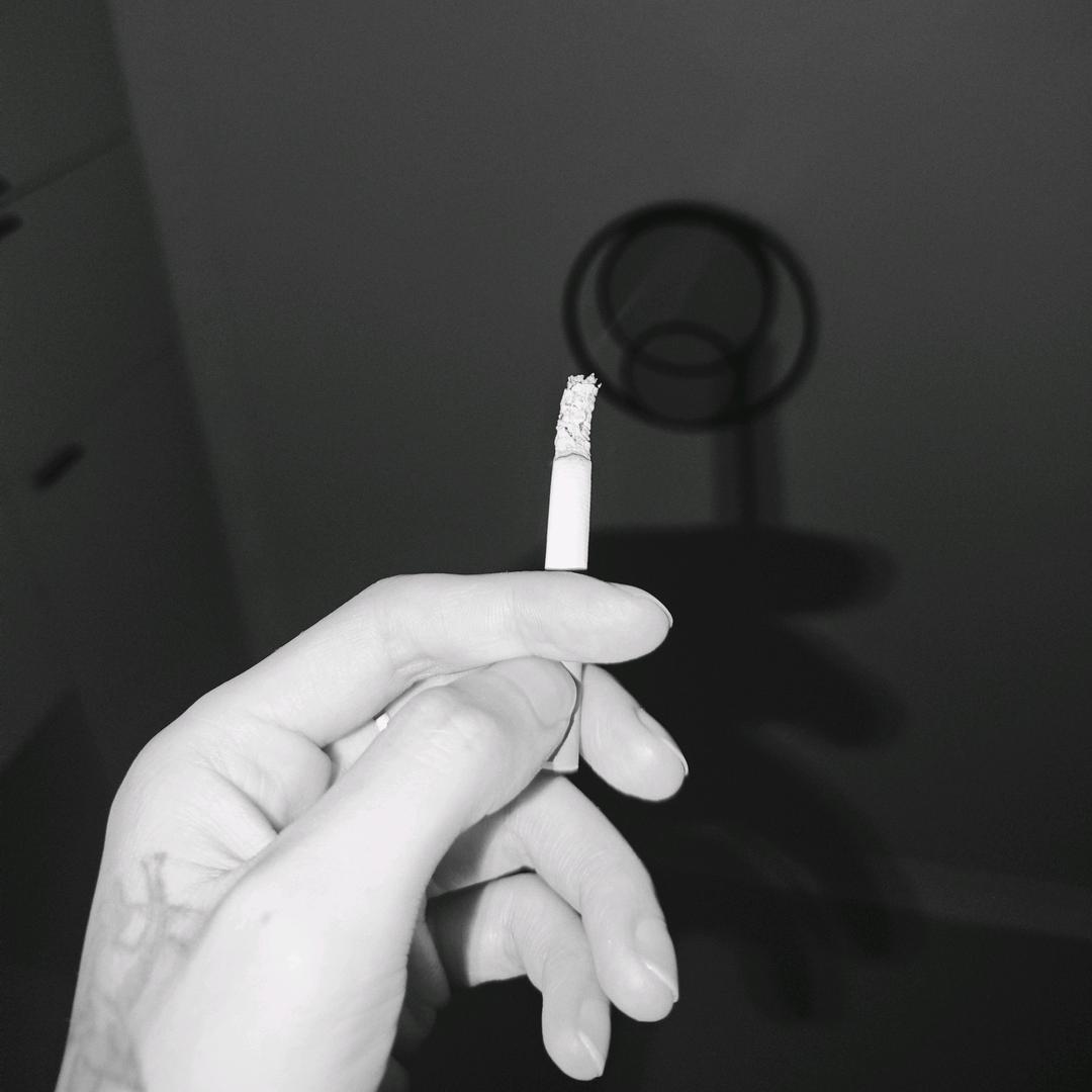 给👴🏻整笑了