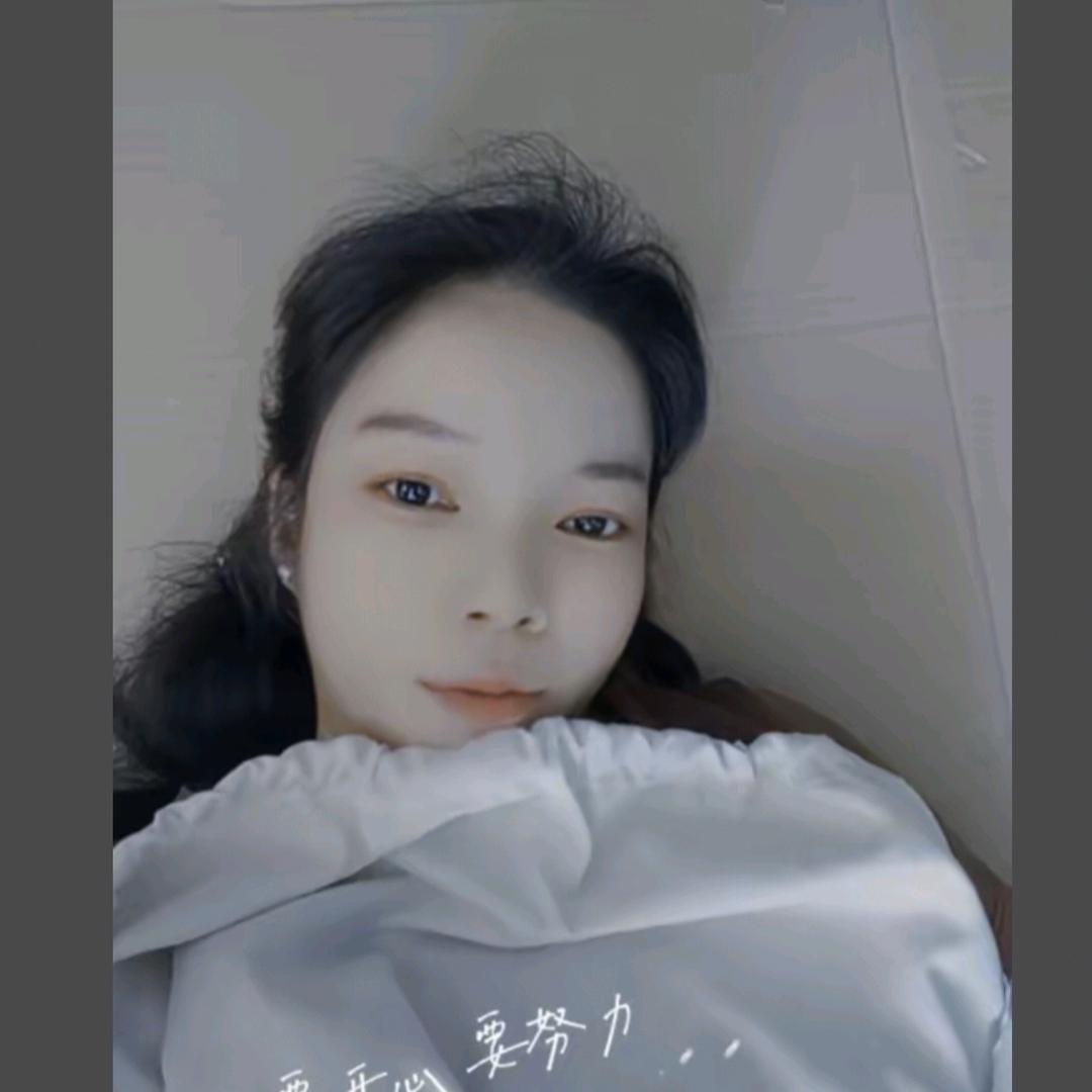 ℋღ᭄小珍珍🍒᭄💞࿐