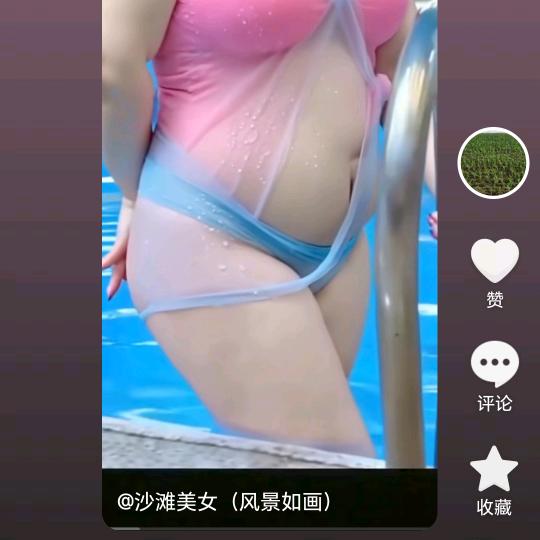 海浪中的船