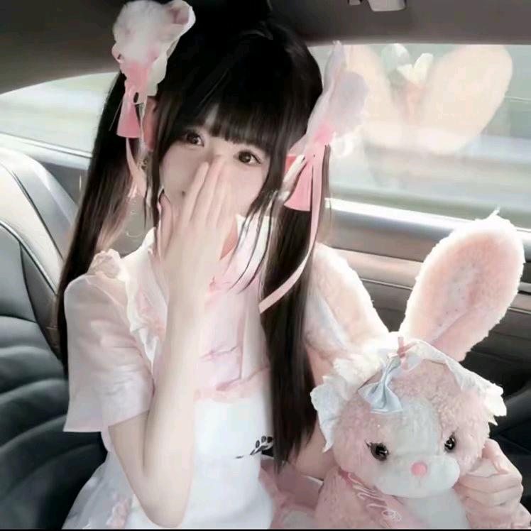 鱼子佳-