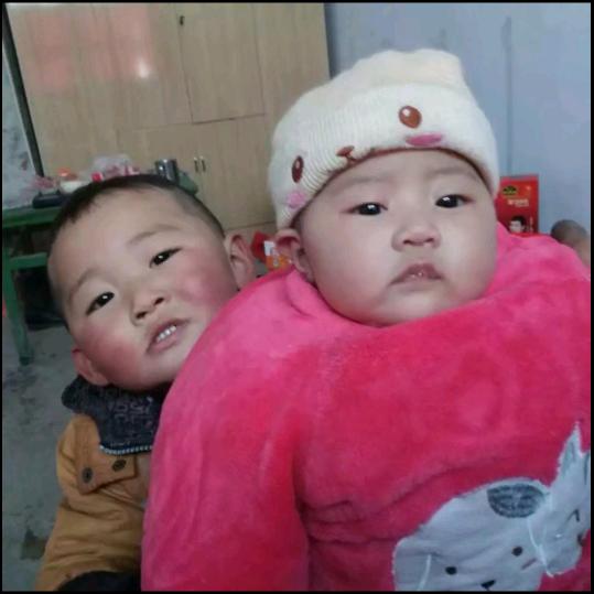 两个孙子的奶奶