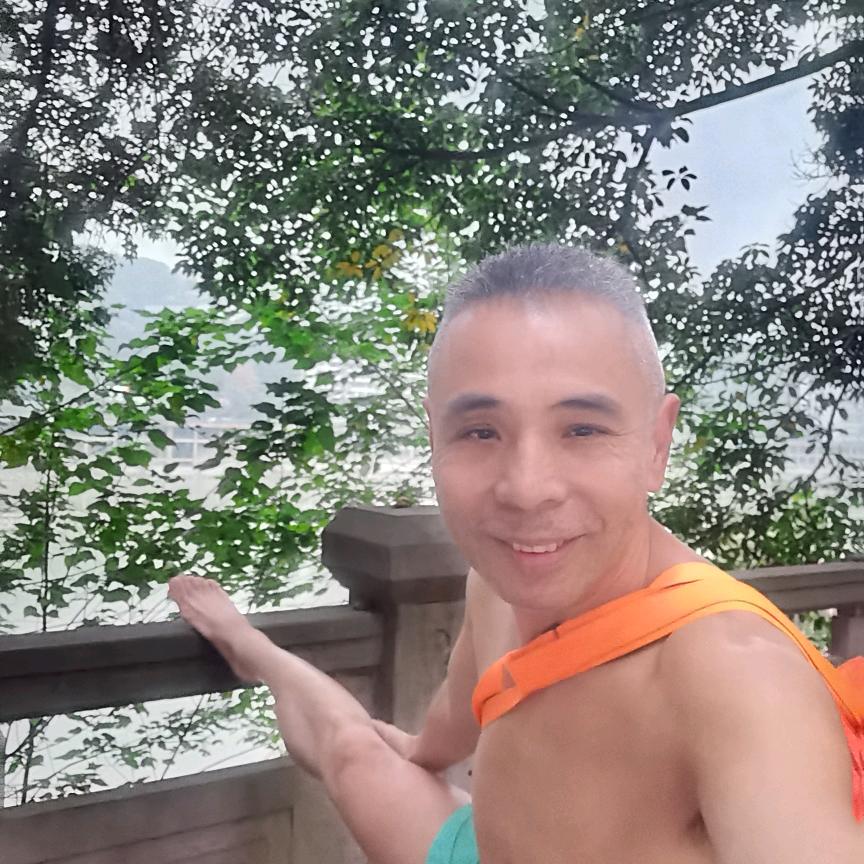 干泸州单碗找俊哥