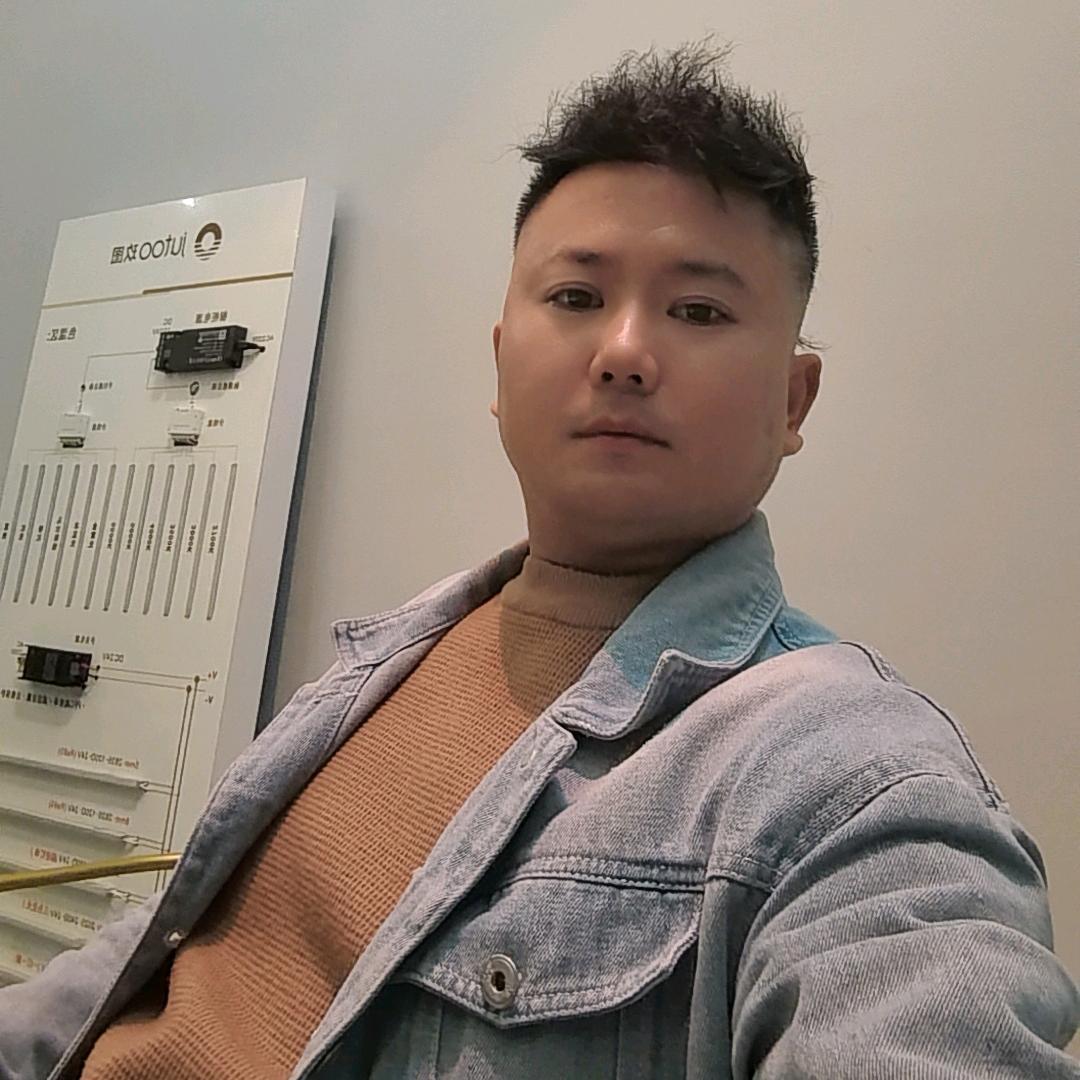 卓品装饰明哥