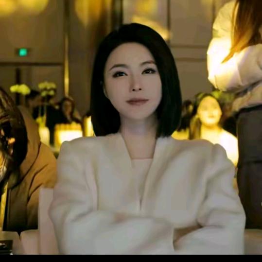 溶溶RONGRONG·轻奢女装