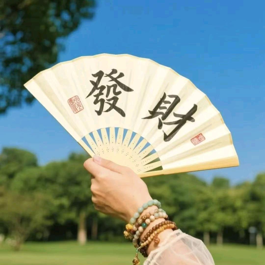 想爬上天的小乌龟@