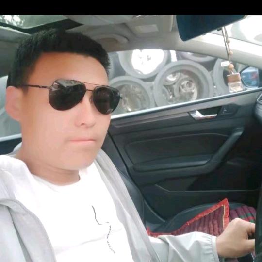 专业回收废旧轮胎