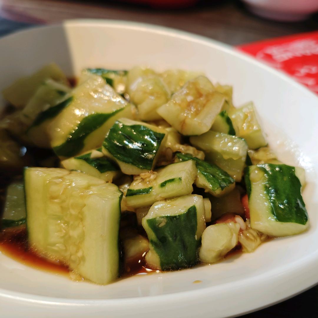 黄瓜丝瓜菊花茶