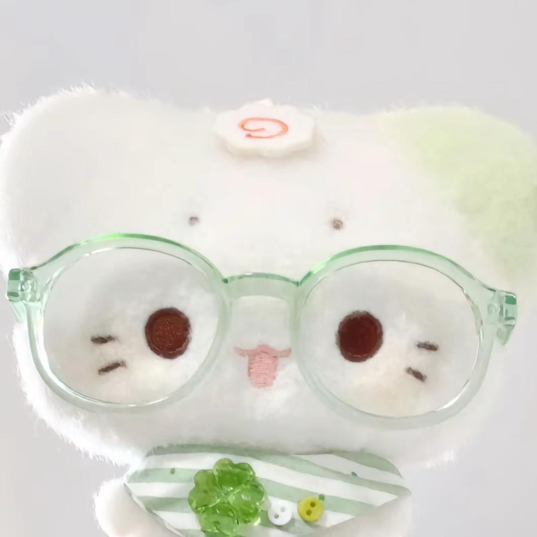 远山黛黛