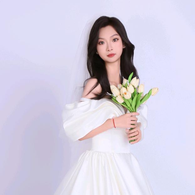 妍彤YANTONG