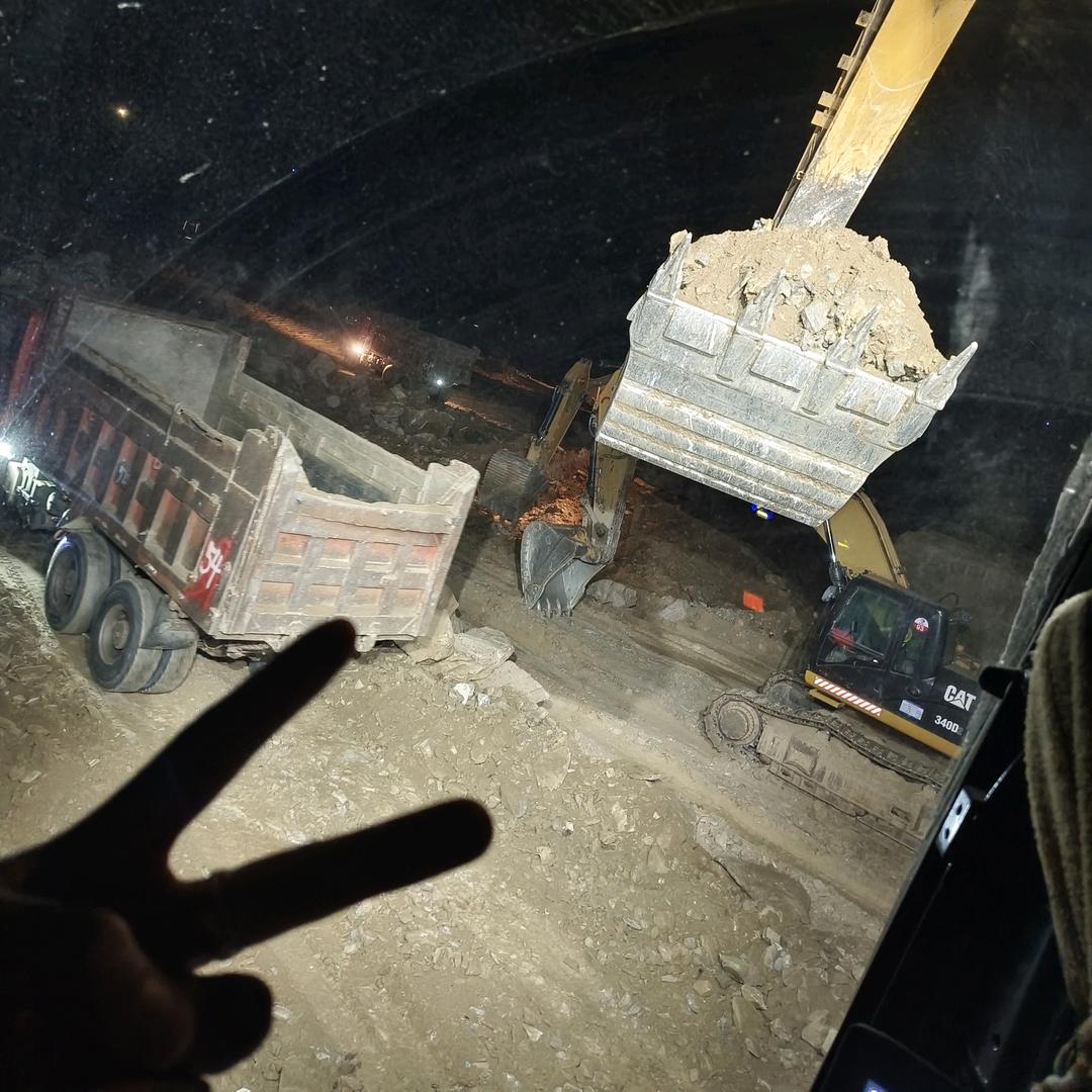 挖机届的彭🐟宴