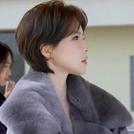 溶溶 ♥％♥％（穿搭分享）