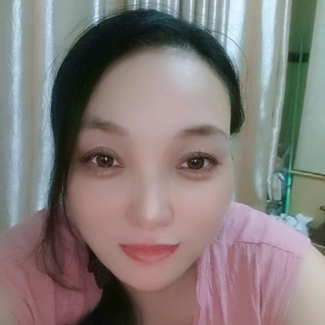 🍀小城故事💕