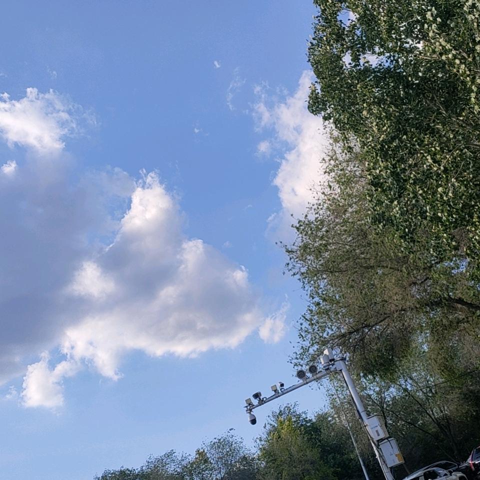 蓝天