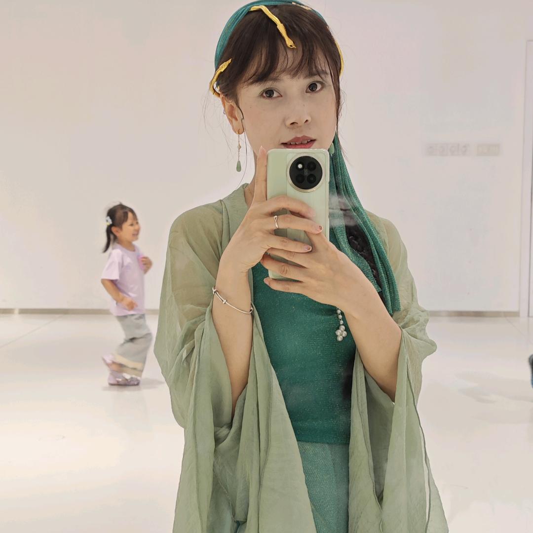 小逸