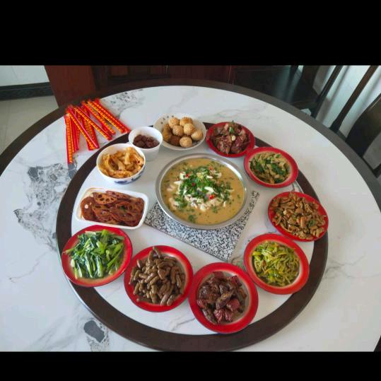 (づ￣3￣)づ╭❤～″叼着棒棒糖拽天下"